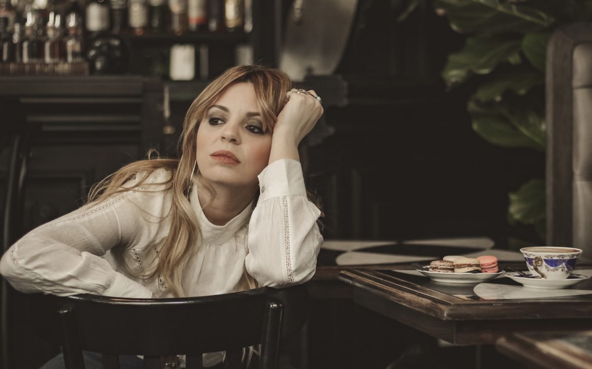 look brigitte bardot