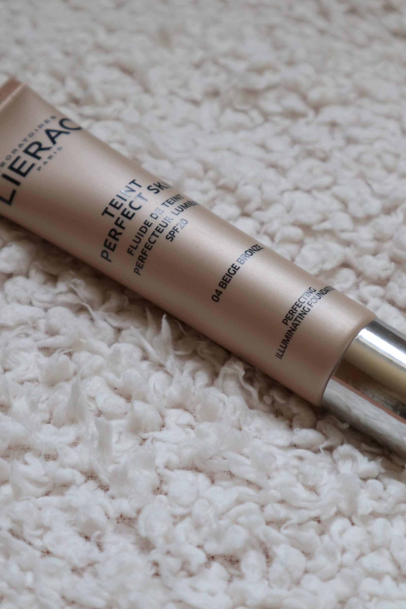 glitter sugli occhi make up brillante