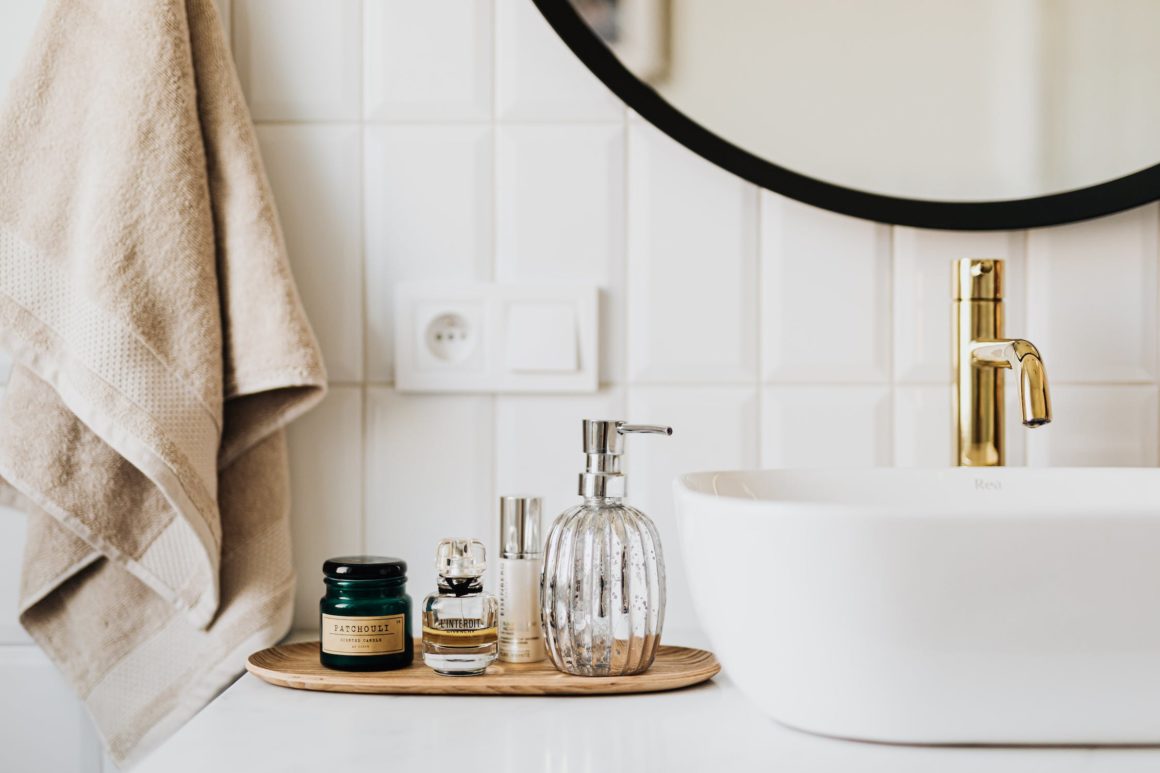 prodotti per skincare minimalista
